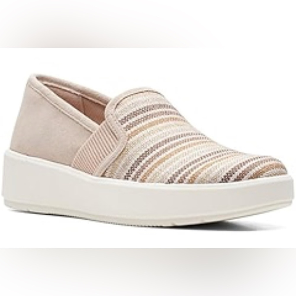 Clarks Women's Slip-On Flats - Cream and Brown